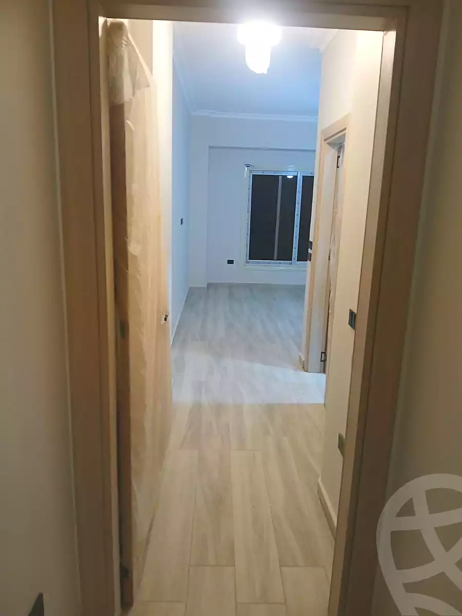 https://aqarmap.com.eg/ar/listing/7059736-for-rent-cairo-new-cairo-compounds-el-mostashareen-compound