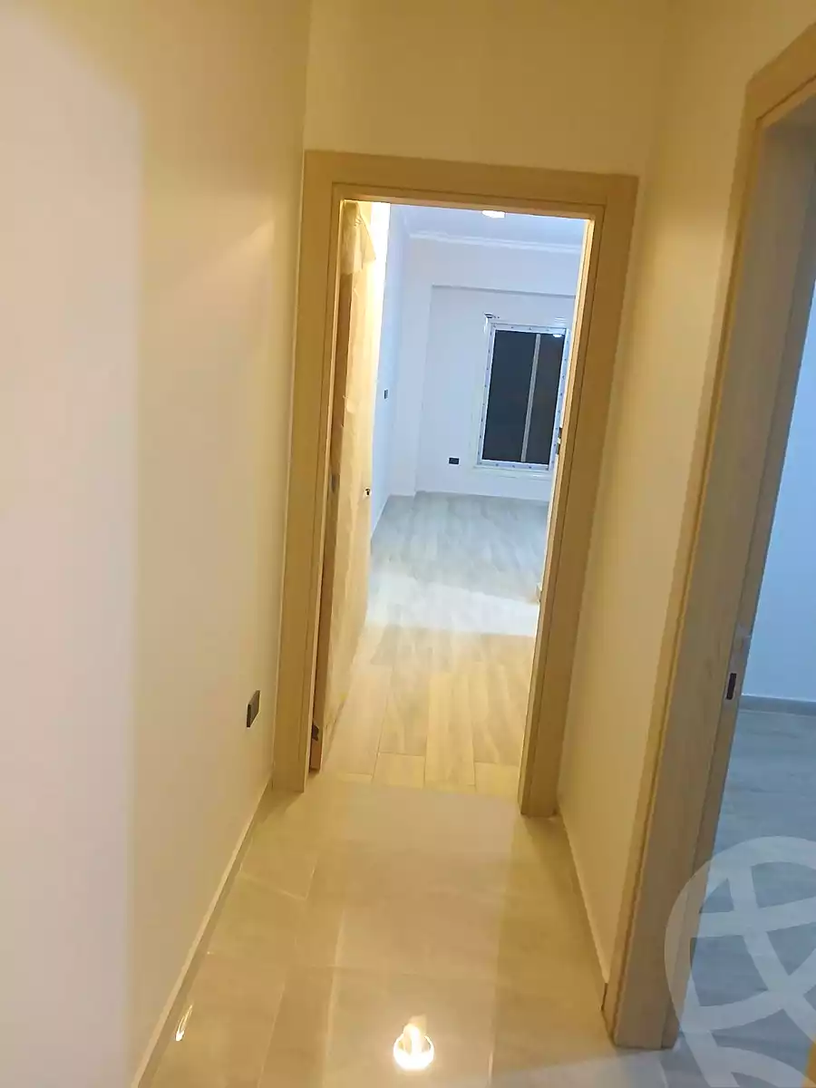 https://aqarmap.com.eg/ar/listing/7059736-for-rent-cairo-new-cairo-compounds-el-mostashareen-compound