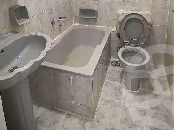 https://aqarmap.com.eg/en/listing/7059986-for-sale-alexandria-al-agamy-shataa-el-nakheel-armed-forces-buildings