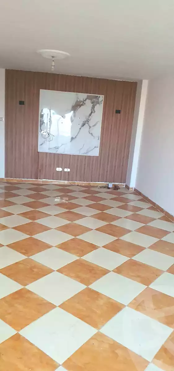 https://aqarmap.com.eg/ar/listing/7059110-for-rent-alexandria-al-agamy-el-hanouvel