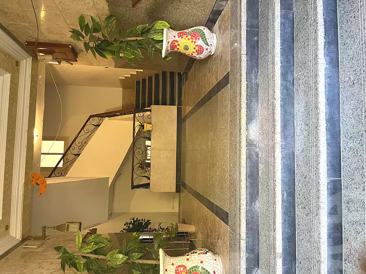 https://aqarmap.com.eg/ar/listing/7060421-for-sale-cairo-new-cairo-first-settlement-neighbourhood-5-ryad-el-sonbati-st