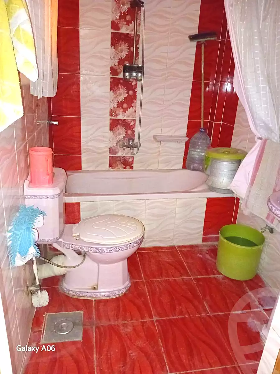 https://aqarmap.com.eg/en/listing/7058800-for-rent-alexandria-al-agamy-el-hanouvel-el-salam-st