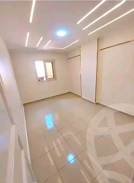 https://aqarmap.com.eg/ar/listing/7060611-for-sale-alexandria-sydy-bshr-sydy-bshr-bhry-shr-khld-bn-lwlyd