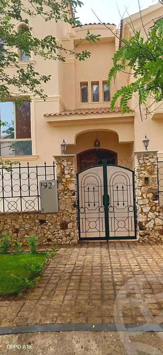 فيلا بـ٦ غرف نوم في قطامية هيلز، صورة ١٩ من ٣٢