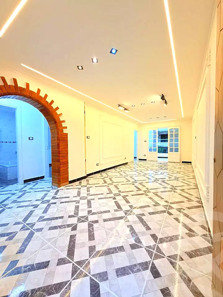 https://aqarmap.com.eg/ar/listing/7061226-for-sale-alexandria-al-agamy-shataa-el-nakheel
