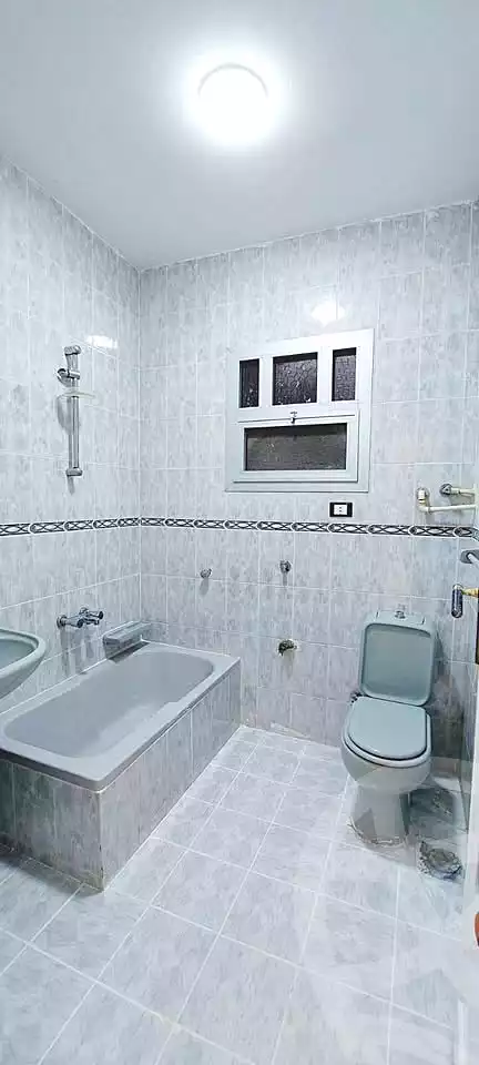 https://aqarmap.com.eg/ar/listing/7061471-for-sale-alexandria-al-agamy-shataa-el-nakheel