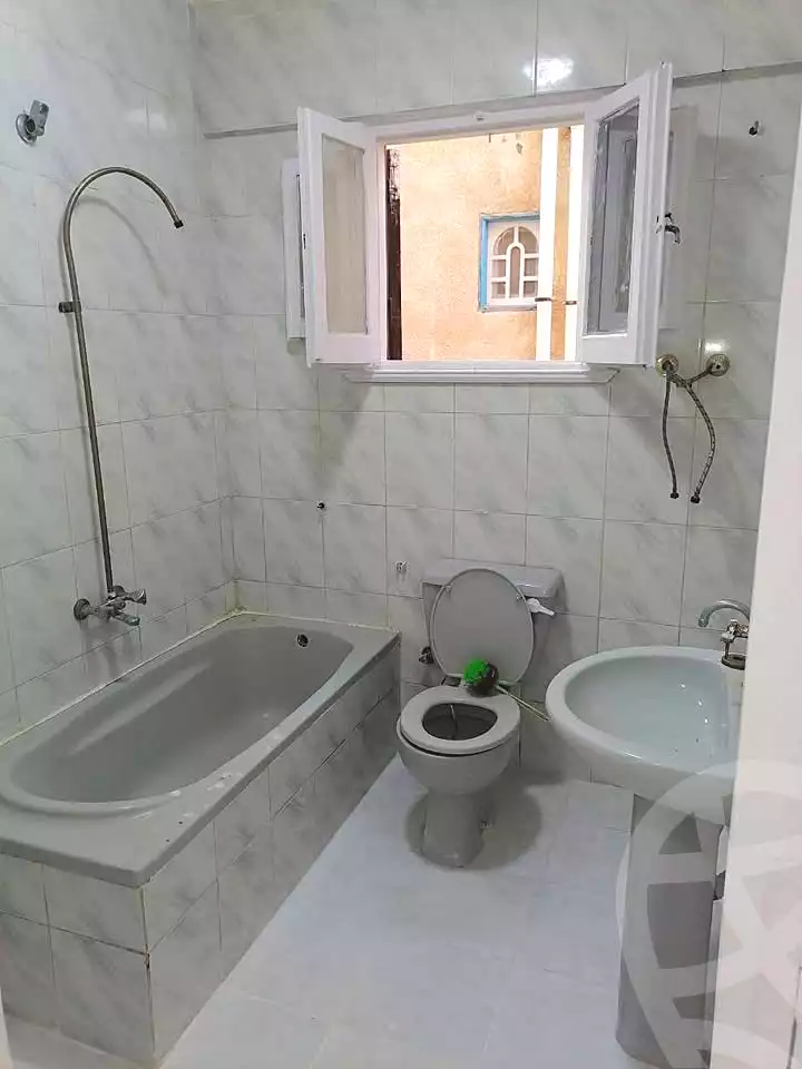 https://aqarmap.com.eg/ar/listing/7061522-for-sale-alexandria-al-agamy-shataa-el-nakheel