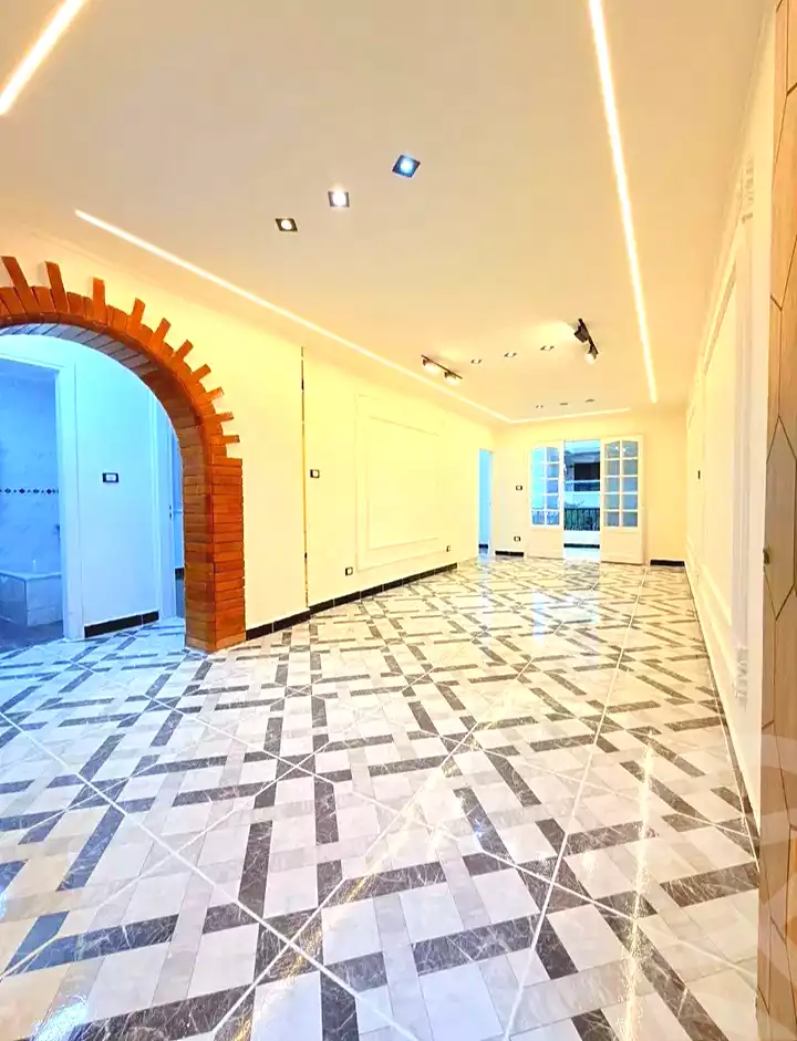https://aqarmap.com.eg/ar/listing/7061976-for-sale-alexandria-al-agamy-shataa-el-nakheel