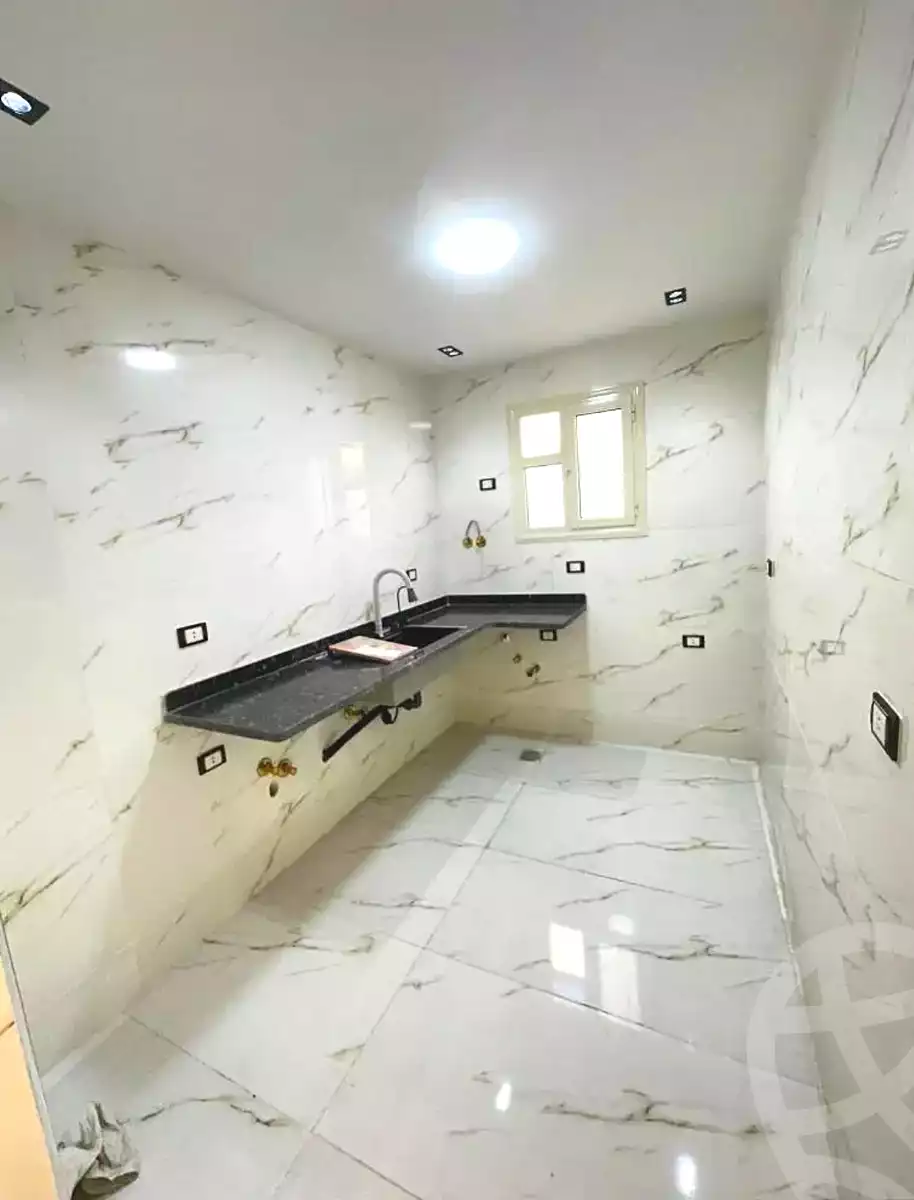https://aqarmap.com.eg/ar/listing/7062092-for-sale-alexandria-al-agamy-lbytsh-shahr-al-assal-st
