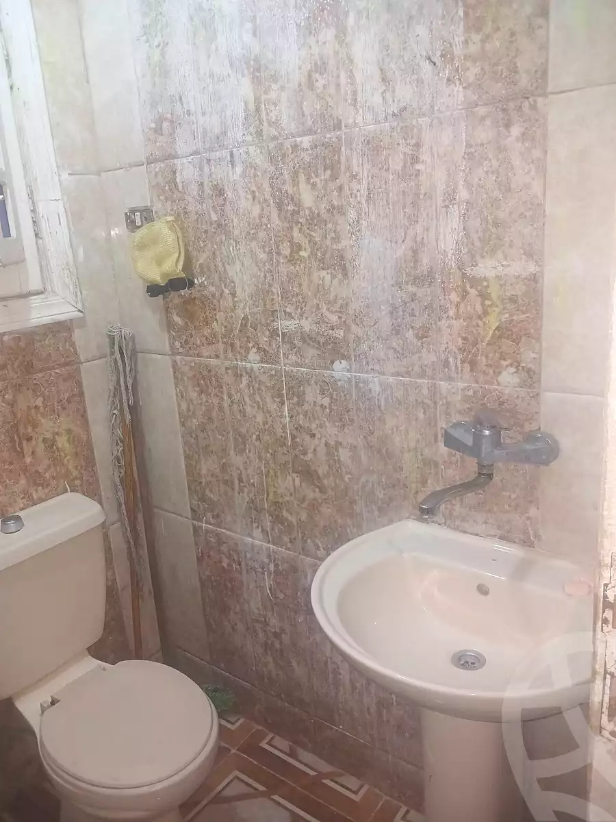 https://aqarmap.com.eg/ar/listing/7059077-for-sale-alexandria-al-agamy-el-hanouvel