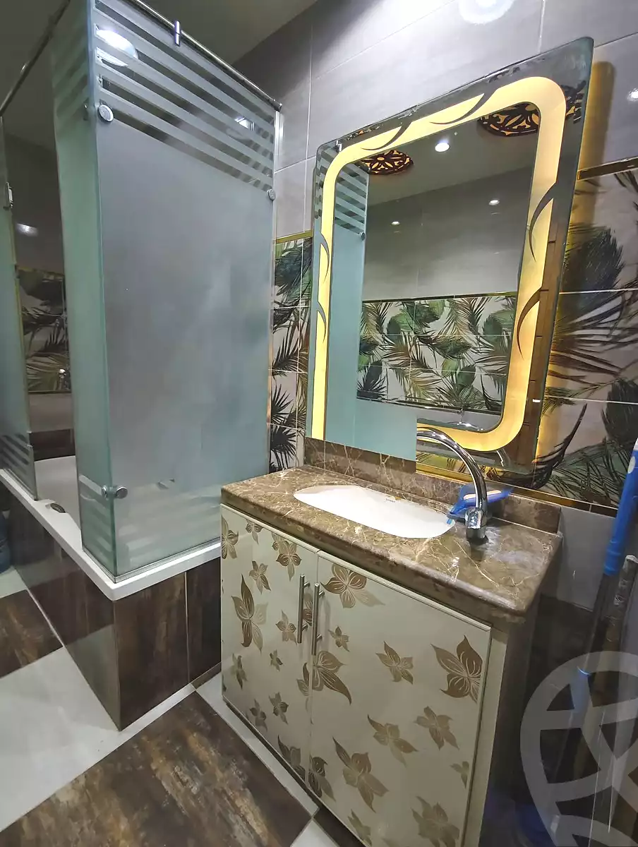 https://aqarmap.com.eg/ar/listing/7062652-for-sale-alexandria-al-agamy-lbytsh-bianchiii-el-bashwat-st