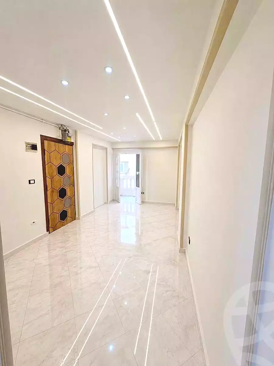 https://aqarmap.com.eg/ar/listing/7059137-for-sale-alexandria-lsywf-el-falki