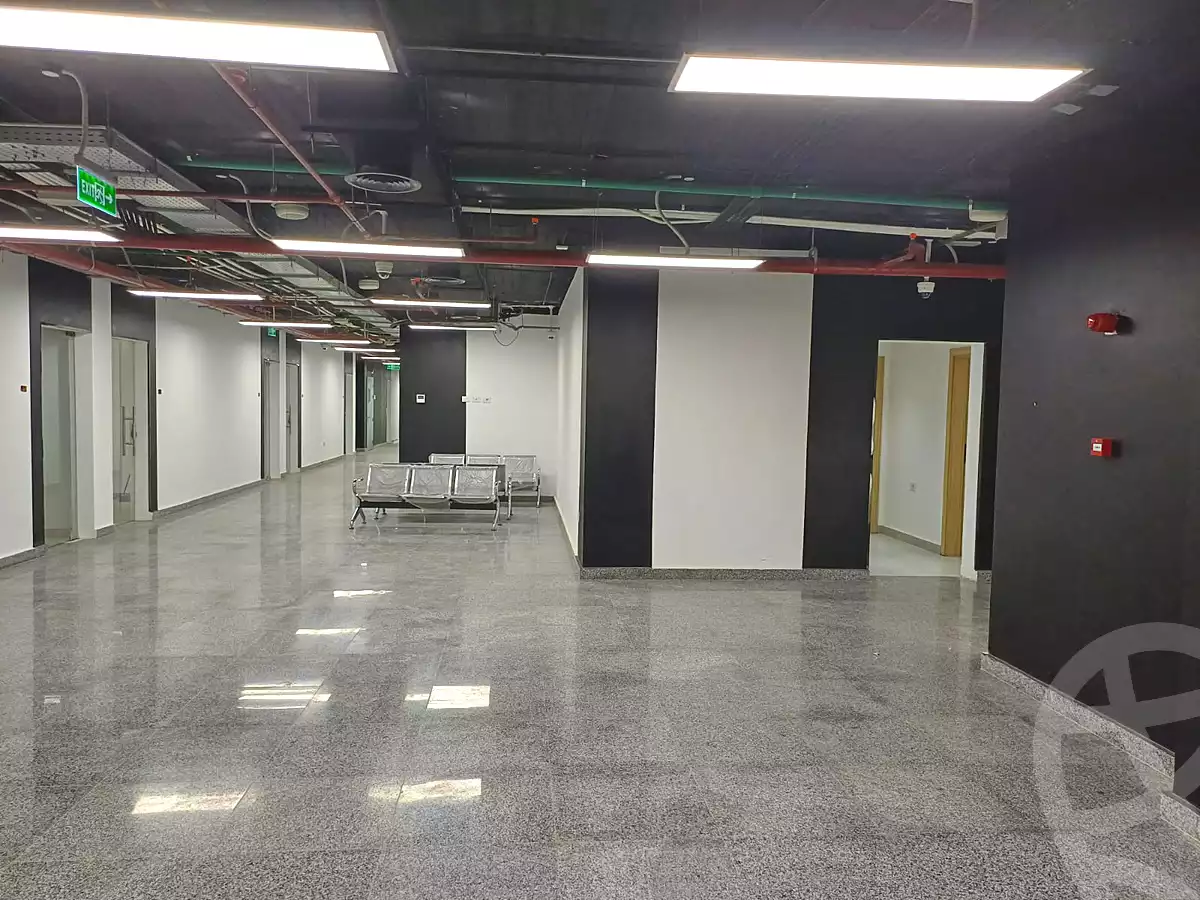 https://aqarmap.com.eg/ar/listing/7063031-for-rent-cairo-el-sheikh-zayed-city-compounds-sntrw-zyd-mwl