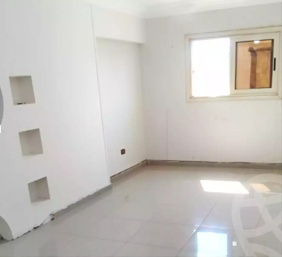 https://aqarmap.com.eg/en/listing/7063109-for-sale-alexandria-sydy-bshr-sydy-bshr-bhry-shr-mhmd-njyb