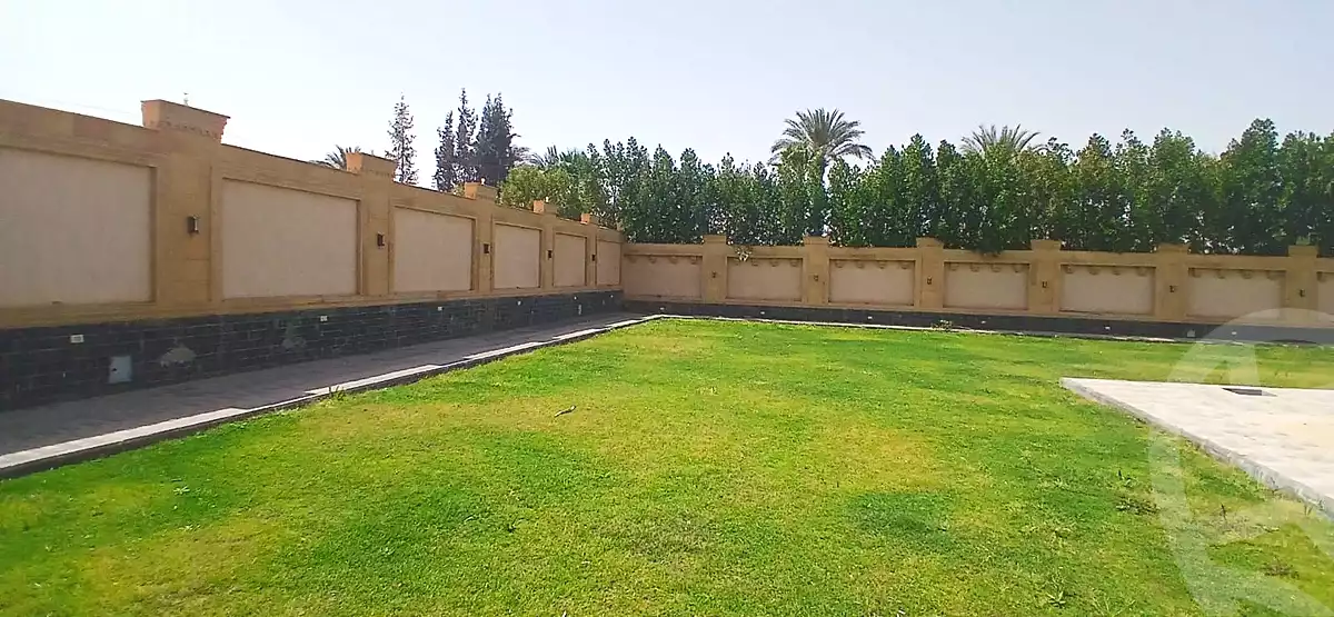 https://aqarmap.com.eg/ar/listing/7051714-for-sale-cairo-el-sheikh-zayed-city-compounds-ofok-1