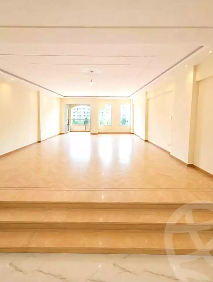 https://aqarmap.com.eg/ar/listing/7063216-for-sale-alexandria-miami-shr-jml-bd-lnsr