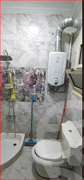 https://aqarmap.com.eg/en/listing/7063261-for-sale-cairo-helwan-hadayek-helwan-nile-corniche-st