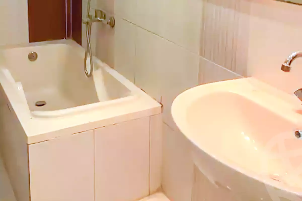 https://aqarmap.com.eg/ar/listing/7063377-for-rent-alexandria-smouha-mohammed-fawzi-moaz-st