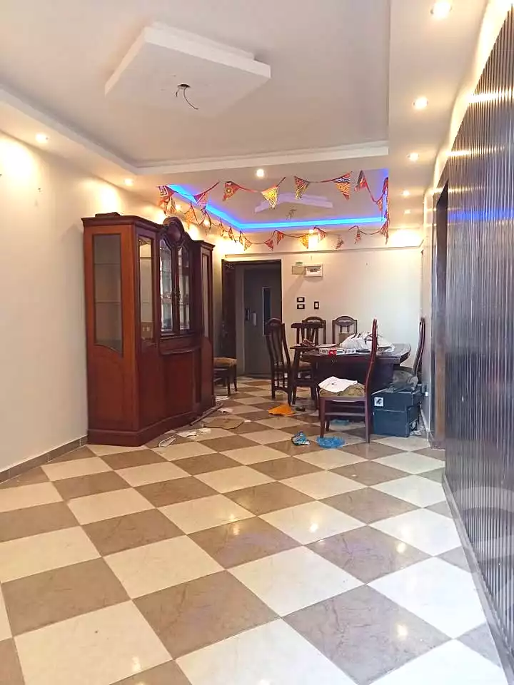 https://aqarmap.com.eg/ar/listing/7063638-for-sale-alexandria-el-asafra-l-sfr-bhry
