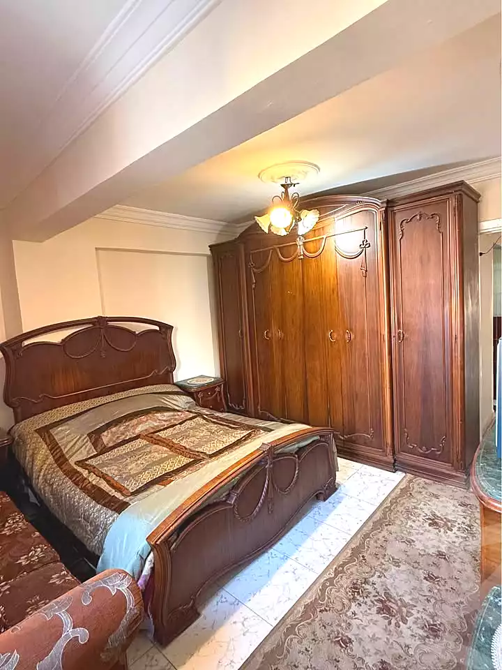 https://aqarmap.com.eg/ar/listing/7063703-for-sale-alexandria-sydy-bshr-sydy-bshr-bhry-ibrahim-el-sayed-st