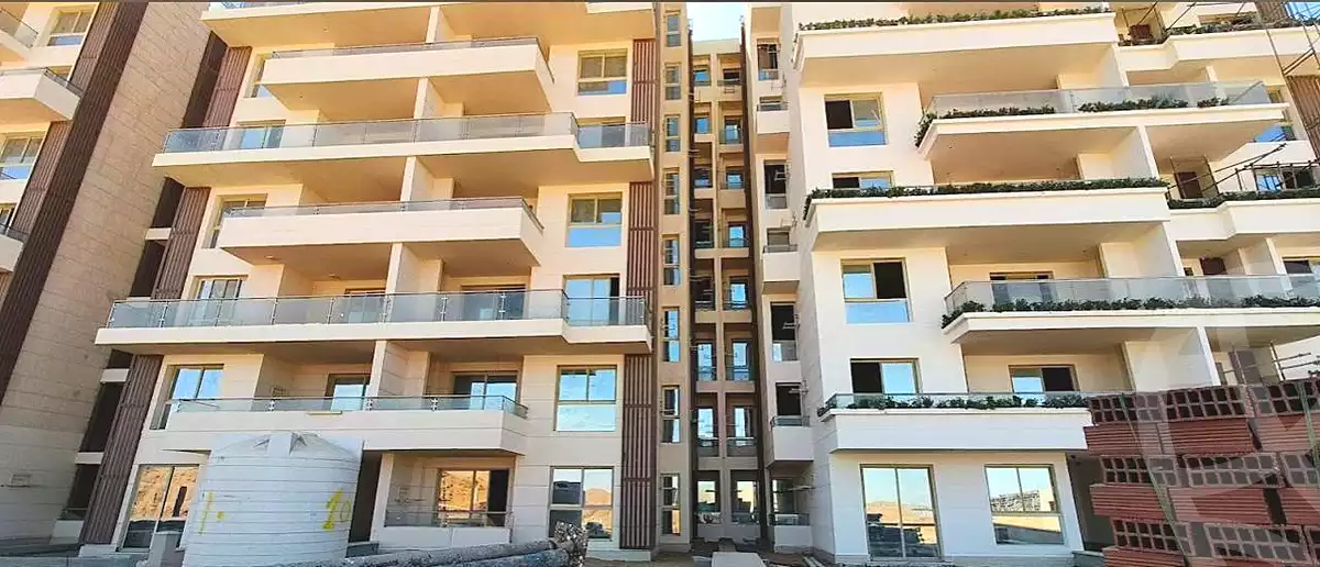 https://aqarmap.com.eg/ar/listing/7063964-for-sale-cairo-new-administrative-capital-r8-tj-msr
