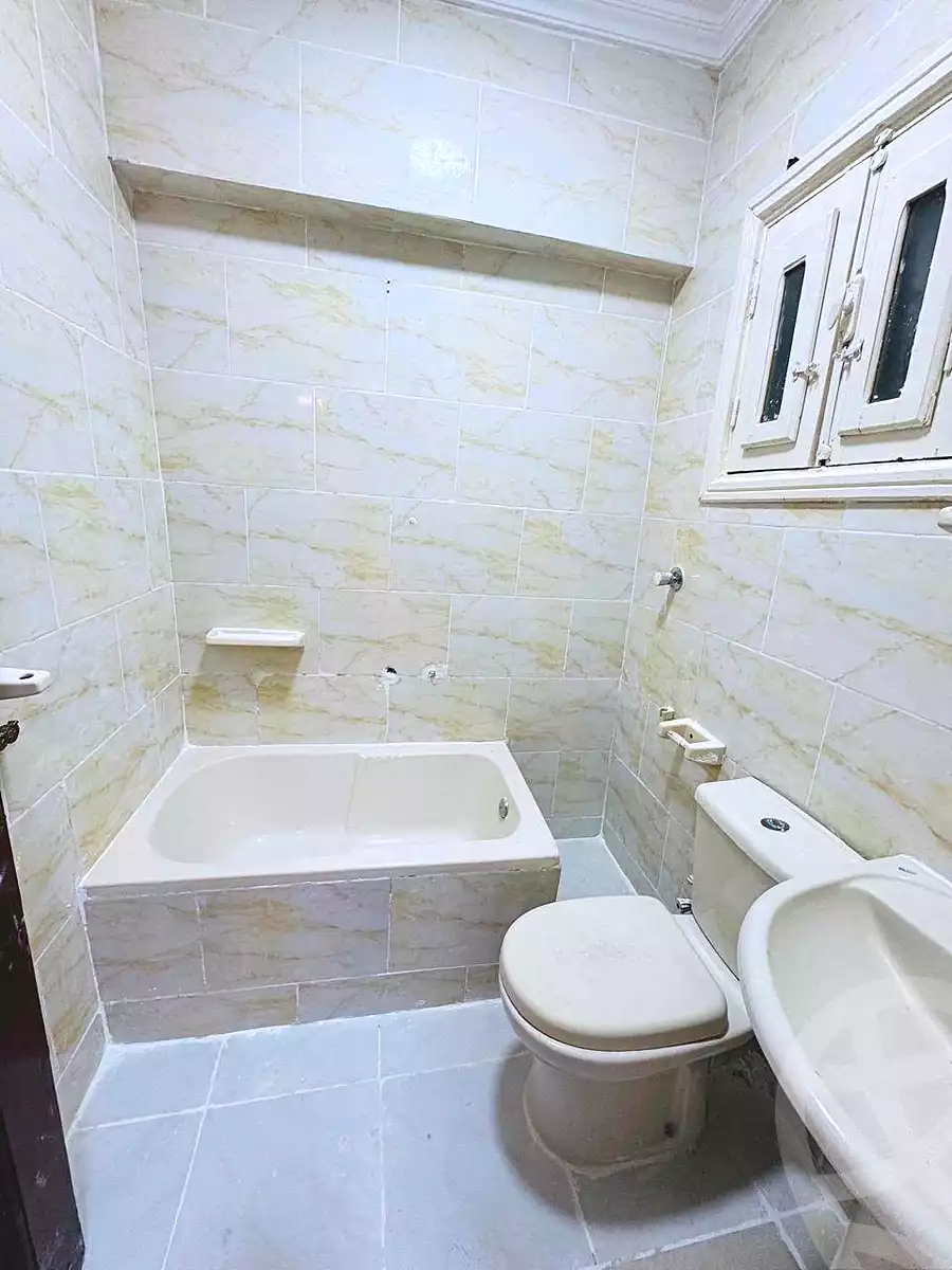 https://aqarmap.com.eg/ar/listing/7064126-for-sale-alexandria-al-agamy-shataa-el-nakheel
