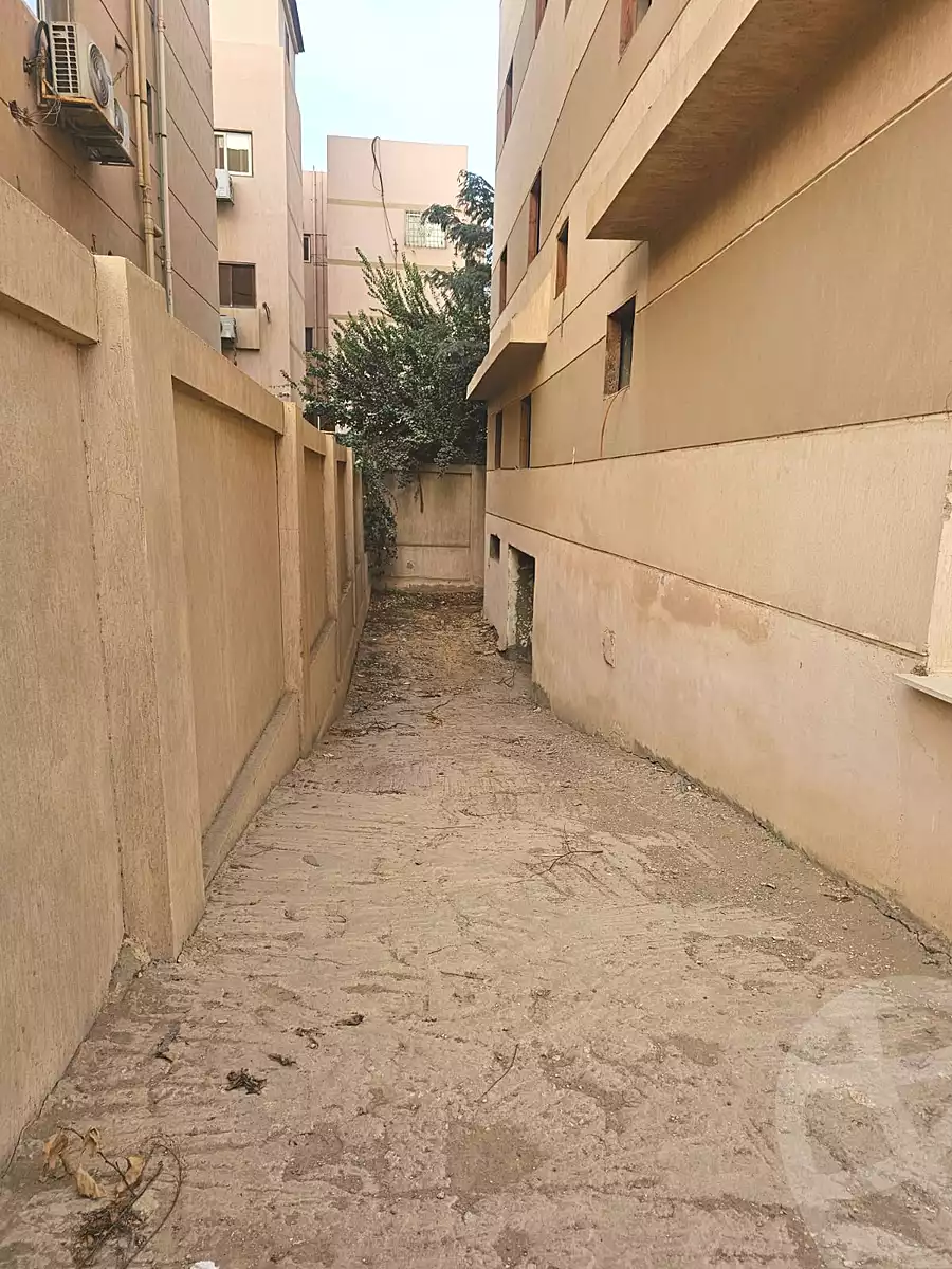 https://aqarmap.com.eg/ar/listing/7064448-for-sale-cairo-new-cairo-el-ahyaa-fourth-neighborhood-street-1
