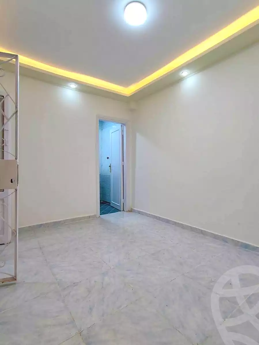 https://aqarmap.com.eg/en/listing/7064474-for-sale-alexandria-al-agamy-shataa-el-nakheel