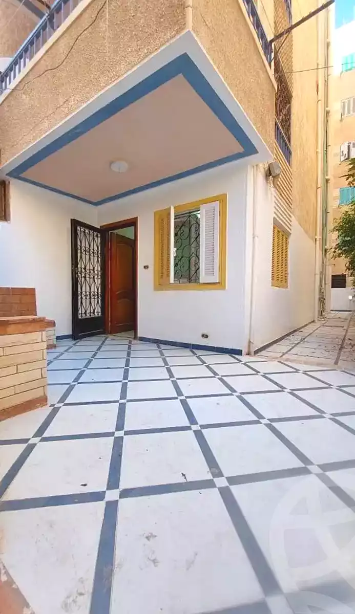 https://aqarmap.com.eg/en/listing/7064745-for-sale-alexandria-al-agamy-shataa-el-nakheel