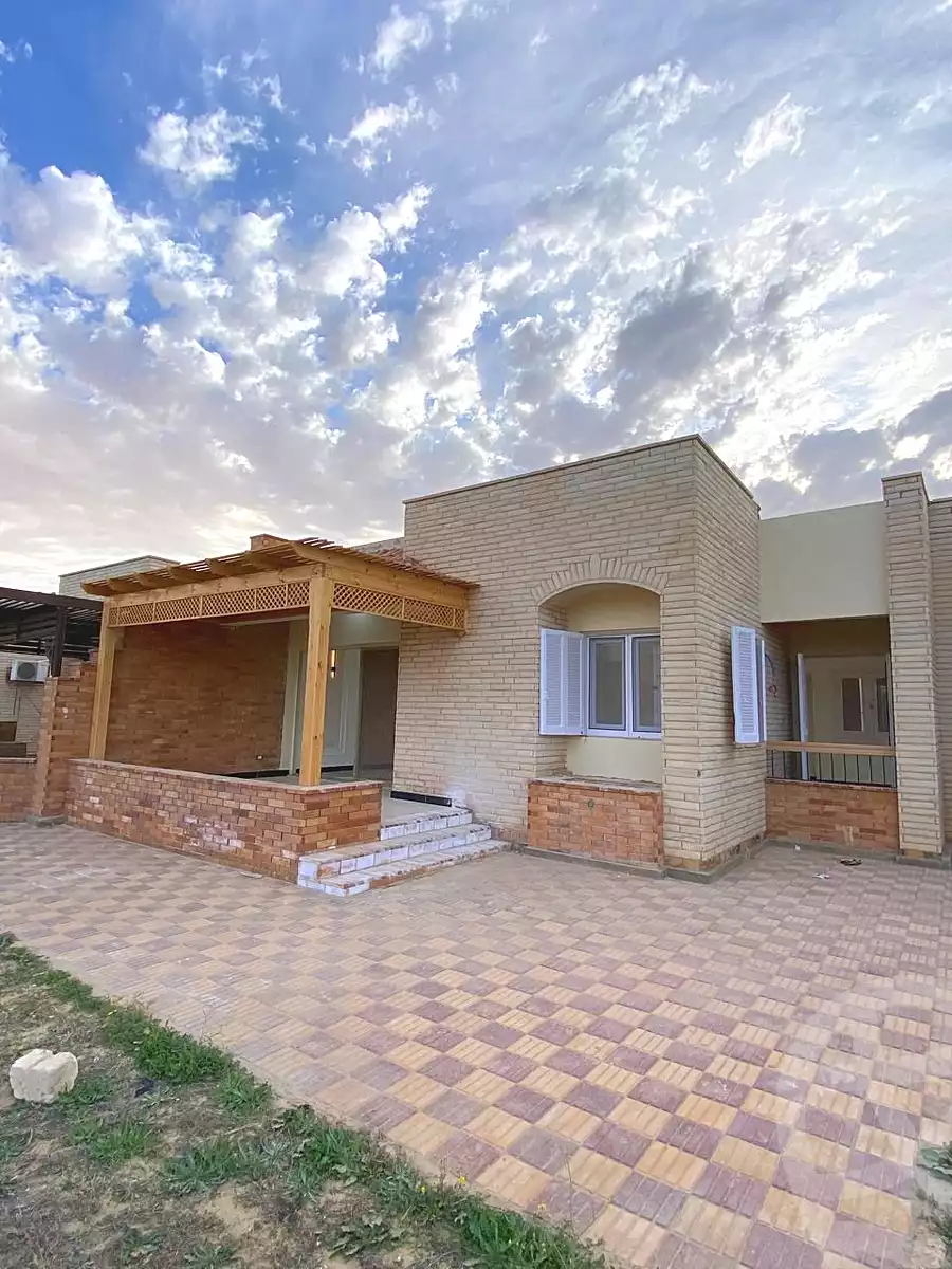 https://aqarmap.com.eg/ar/listing/7064889-for-sale-north-coast-resorts-karwan-village