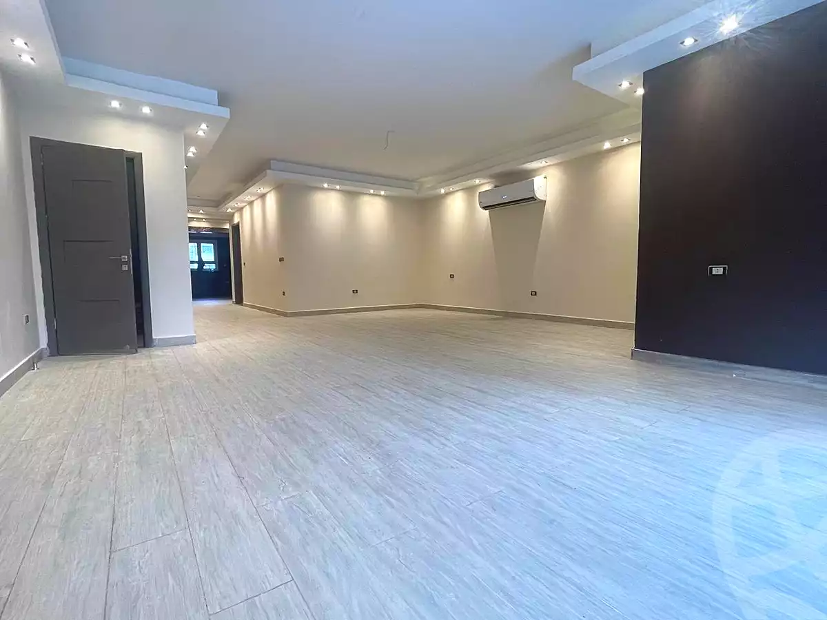 https://aqarmap.com.eg/ar/listing/7064959-for-rent-cairo-new-cairo-compounds-mountain-view-hyde-park