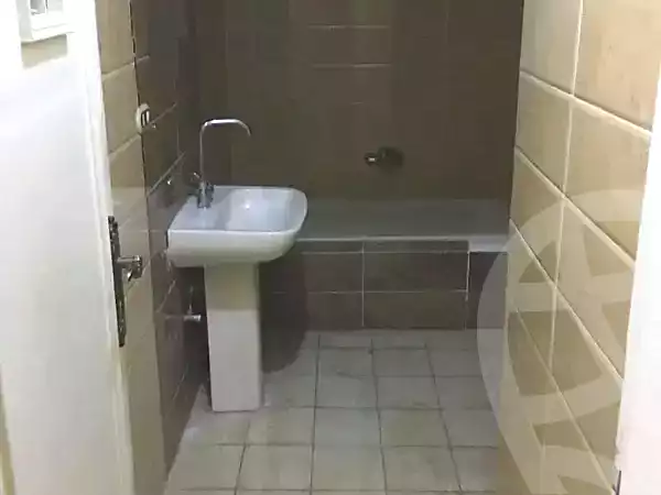 https://aqarmap.com.eg/ar/listing/7064995-for-rent-alexandria-zezenia