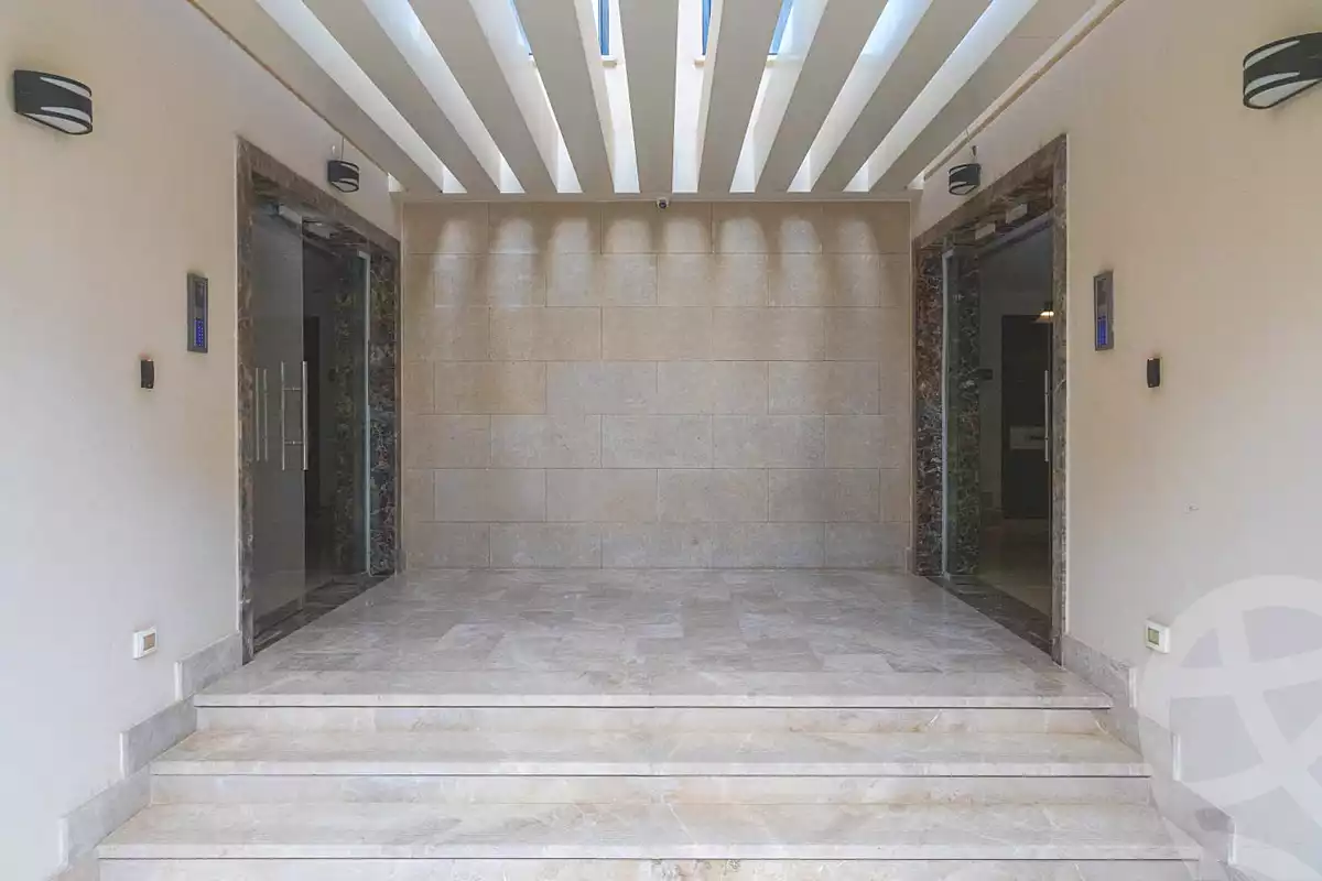 https://aqarmap.com.eg/ar/listing/7065227-for-rent-cairo-new-cairo-compounds-azad