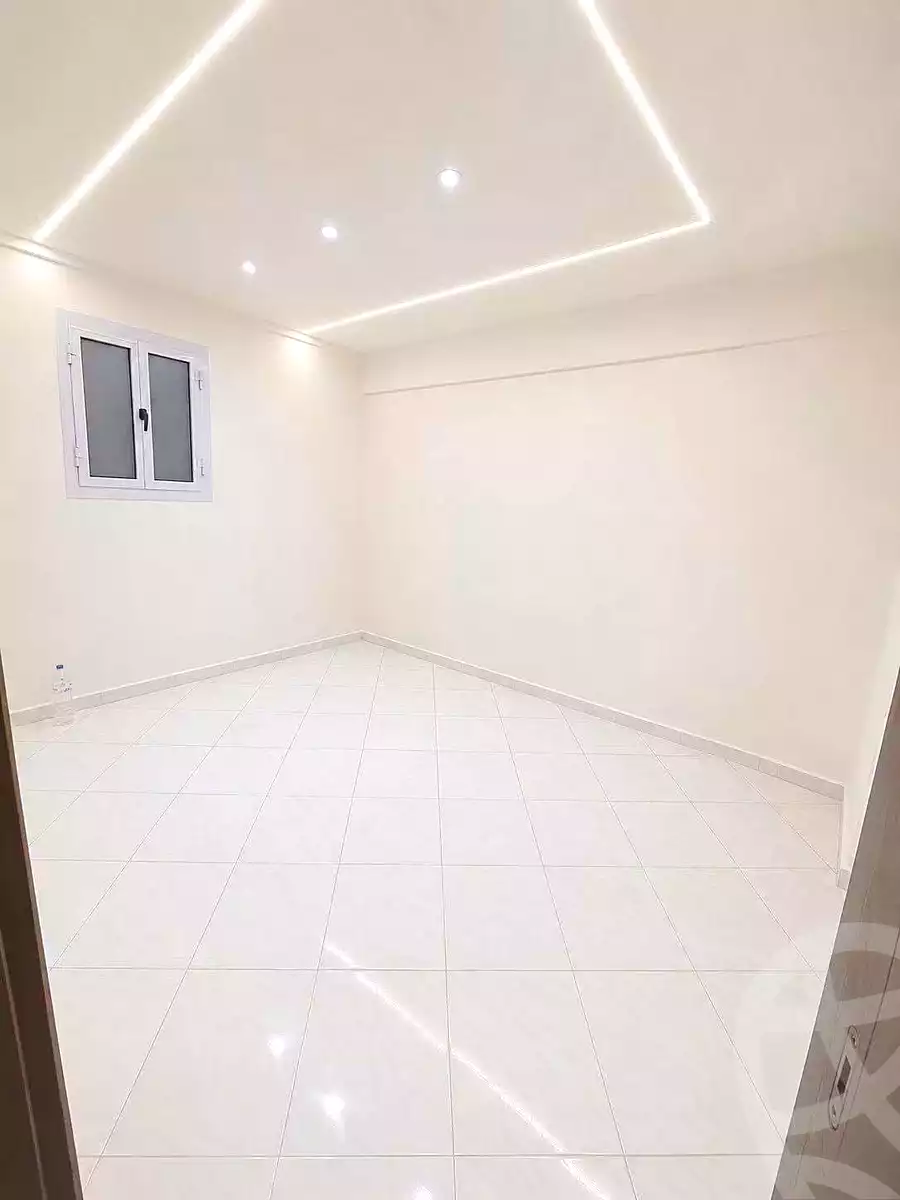 https://aqarmap.com.eg/ar/listing/7065383-for-sale-alexandria-lsywf-el-falki