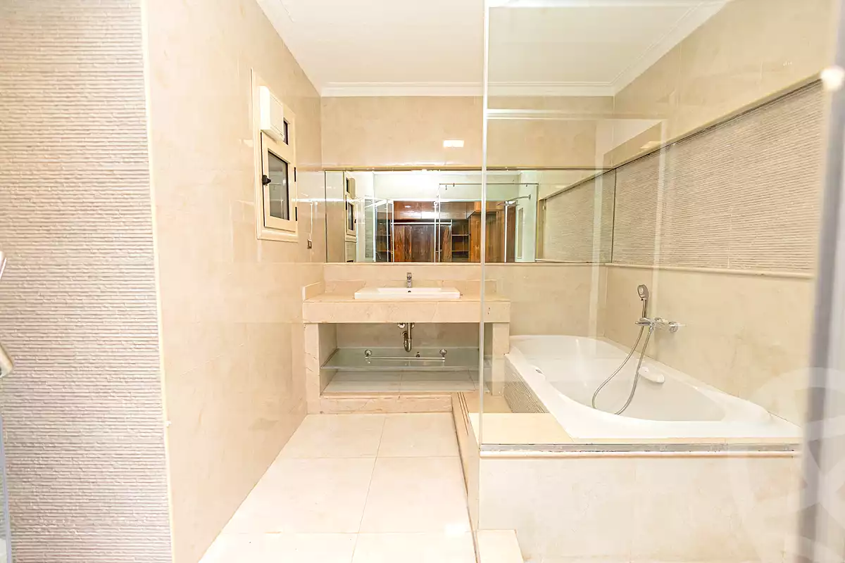 https://aqarmap.com.eg/ar/listing/7065440-for-rent-alexandria-kafr-abdo-mohamed-safwat-st