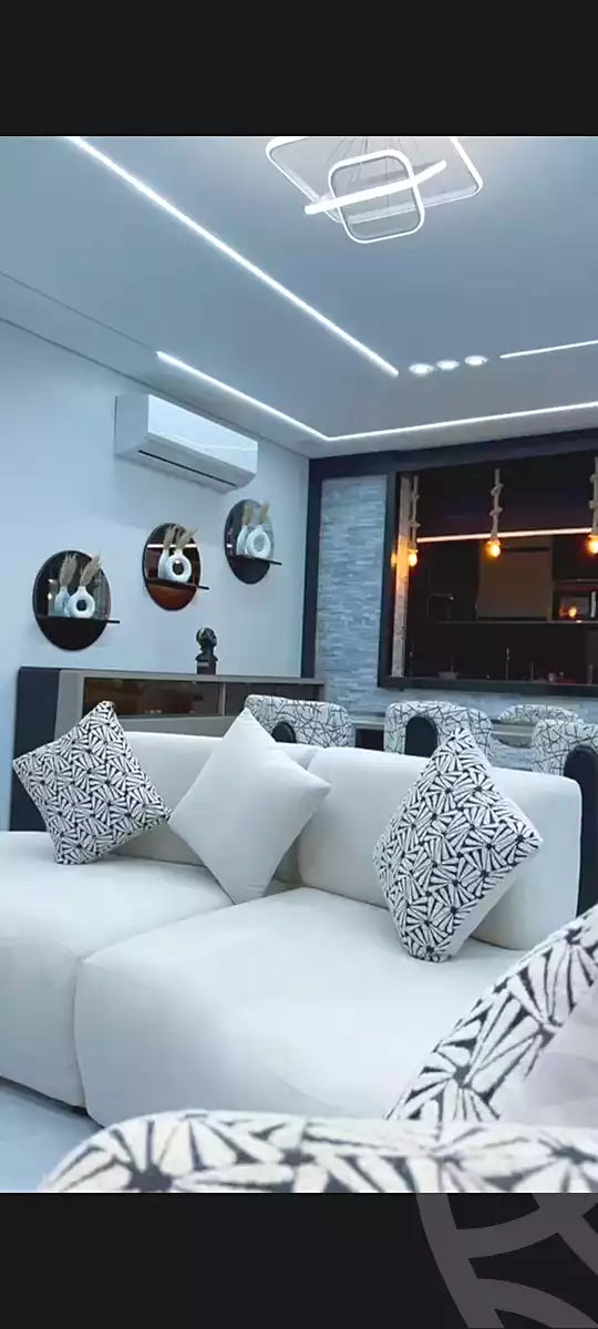 https://aqarmap.com.eg/ar/listing/7065446-for-rent-cairo-el-mohandesen-lebnan-square