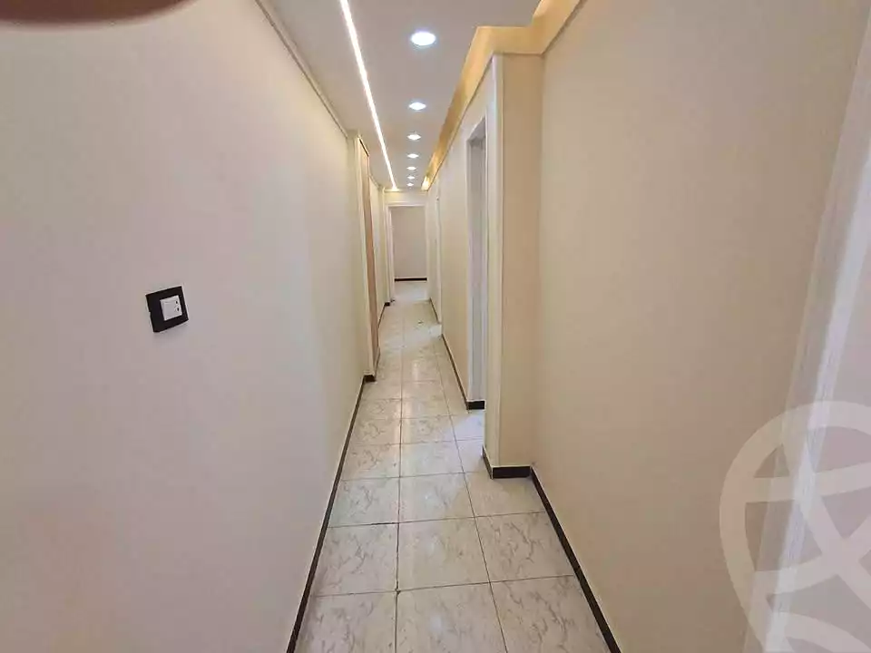 https://aqarmap.com.eg/ar/listing/7065632-for-sale-alexandria-cleopatra