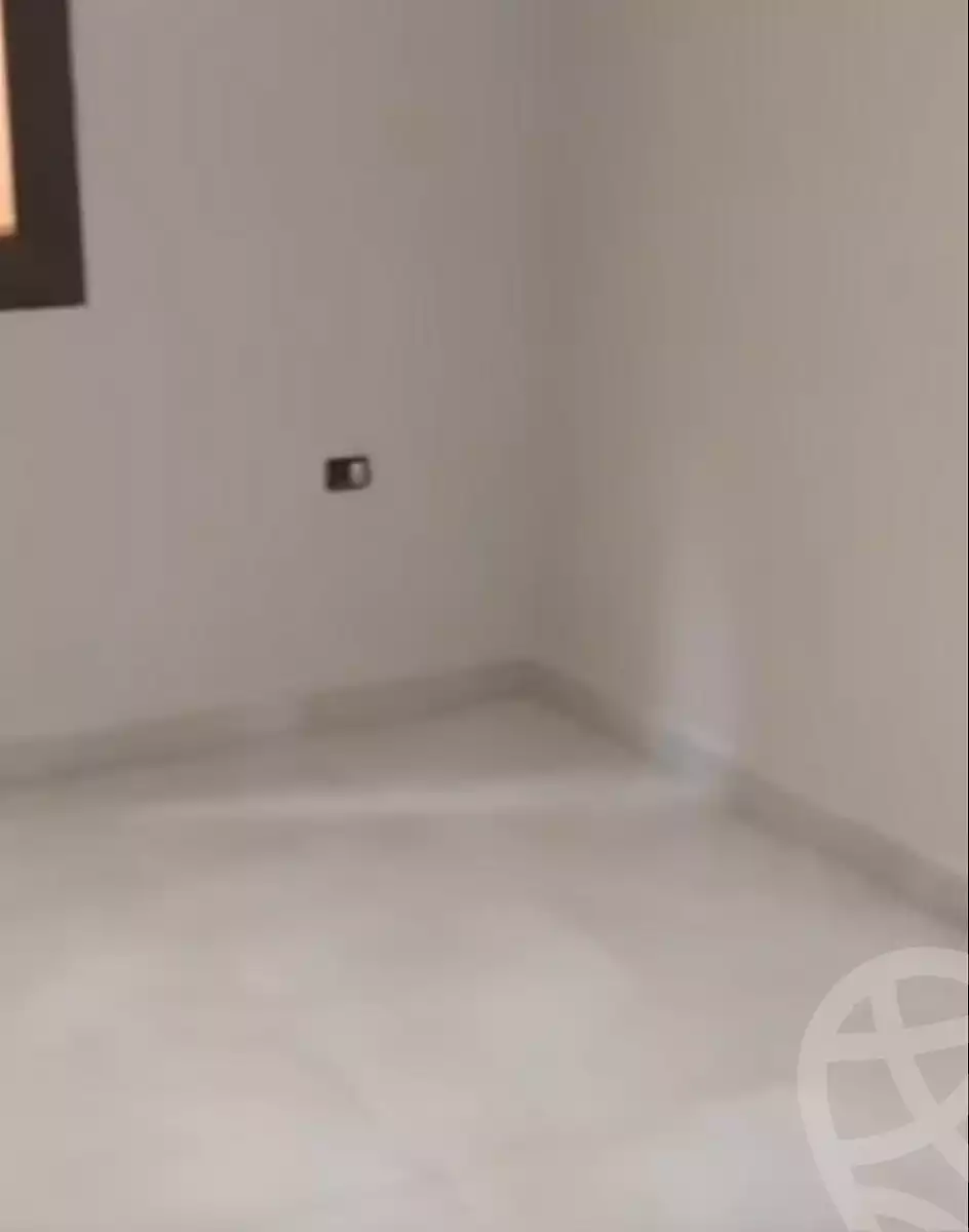 https://aqarmap.com.eg/ar/listing/7065638-for-sale-cairo-ain-shams-ain-shams-el-sharkia-eshak-st
