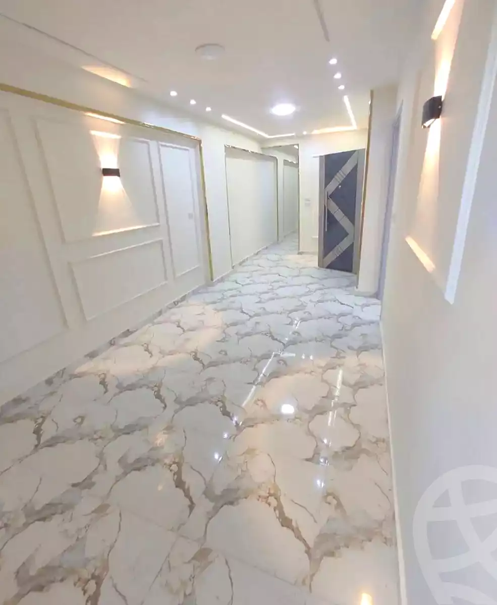 https://aqarmap.com.eg/ar/listing/7065765-for-sale-alexandria-sydy-bshr-sydy-bshr-bhry