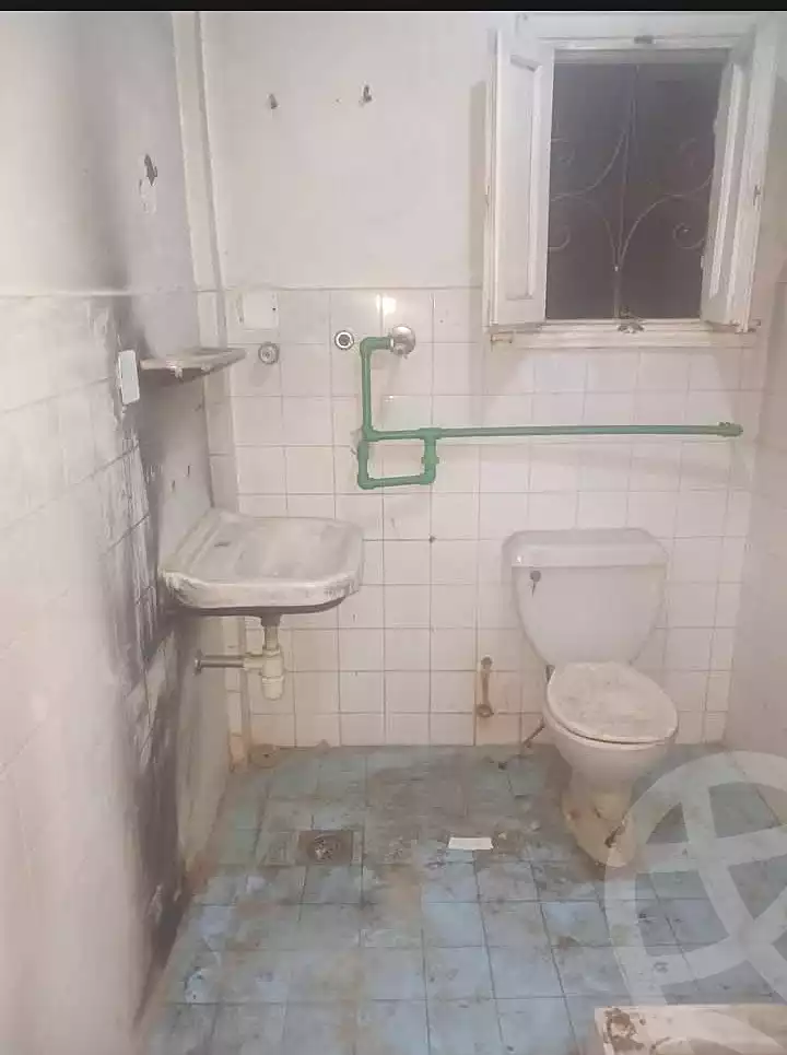 https://aqarmap.com.eg/en/listing/7065831-for-sale-alexandria-al-agamy-el-hanouvel