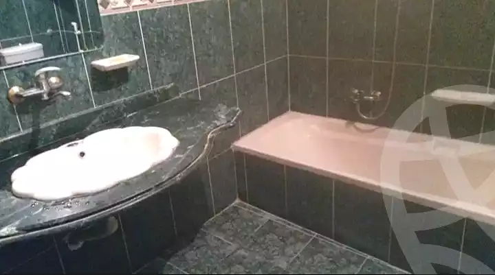 https://aqarmap.com.eg/ar/listing/7066188-for-sale-alexandria-al-agamy-bw-ywsf