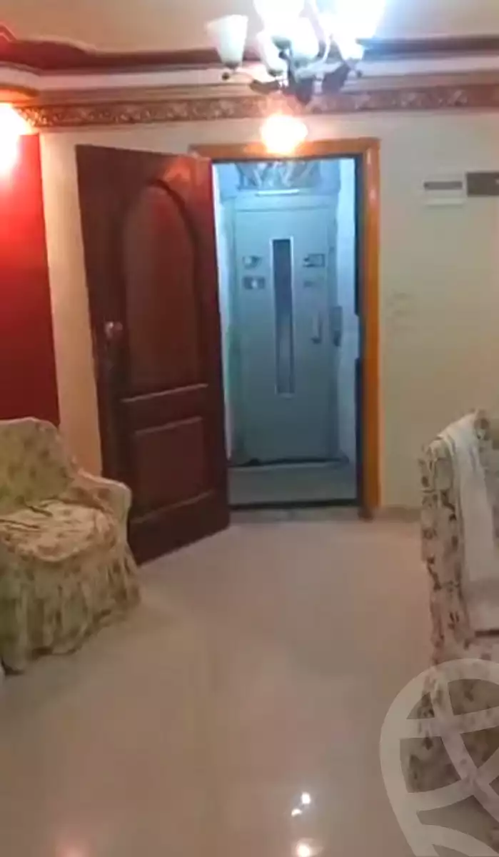 https://aqarmap.com.eg/en/listing/7066409-for-sale-alexandria-al-agamy-el-hanouvel