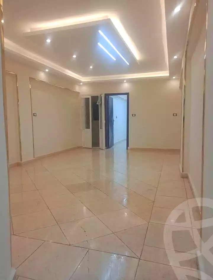 https://aqarmap.com.eg/ar/listing/7066438-for-sale-alexandria-al-agamy-el-hanouvel