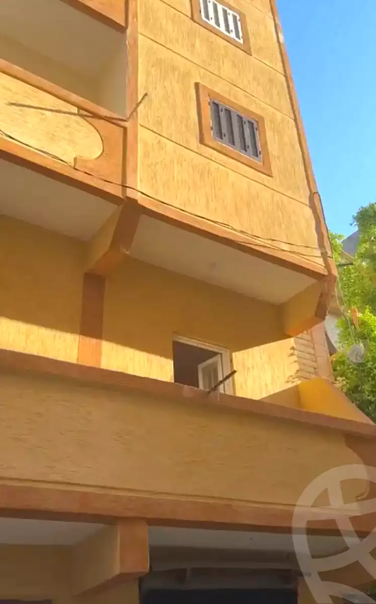 https://aqarmap.com.eg/en/listing/7066595-for-sale-alexandria-al-agamy-el-hanouvel-kasr-al-quiri-st-1