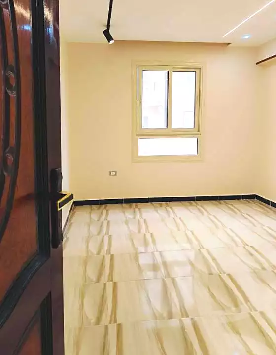 https://aqarmap.com.eg/ar/listing/7066676-for-sale-alexandria-al-agamy-bw-ywsf