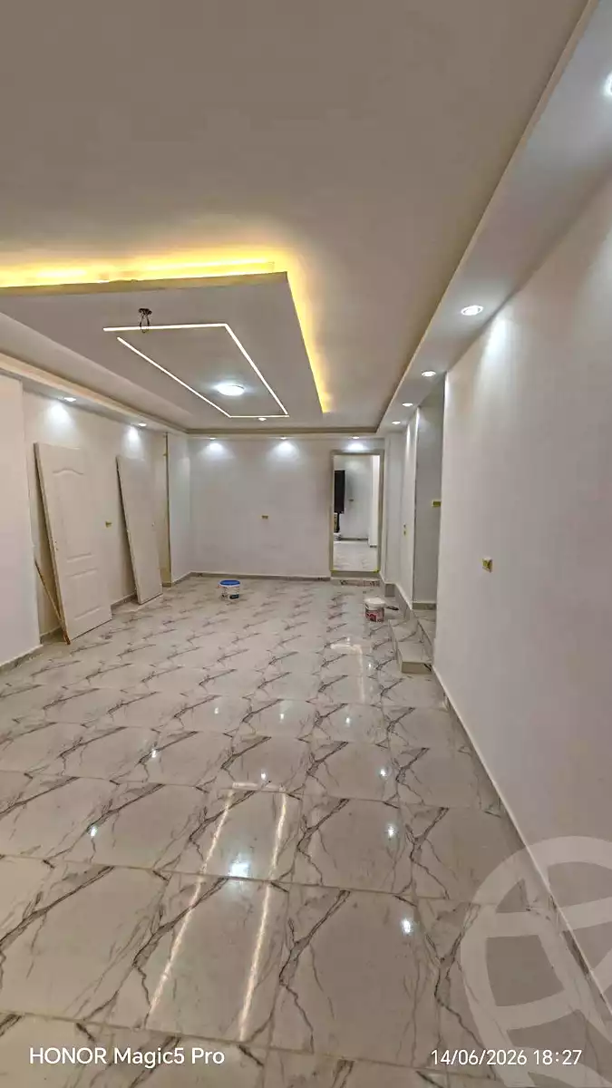 https://aqarmap.com.eg/ar/listing/7066872-for-rent-cairo-helwan-mostafa-fahmy-st