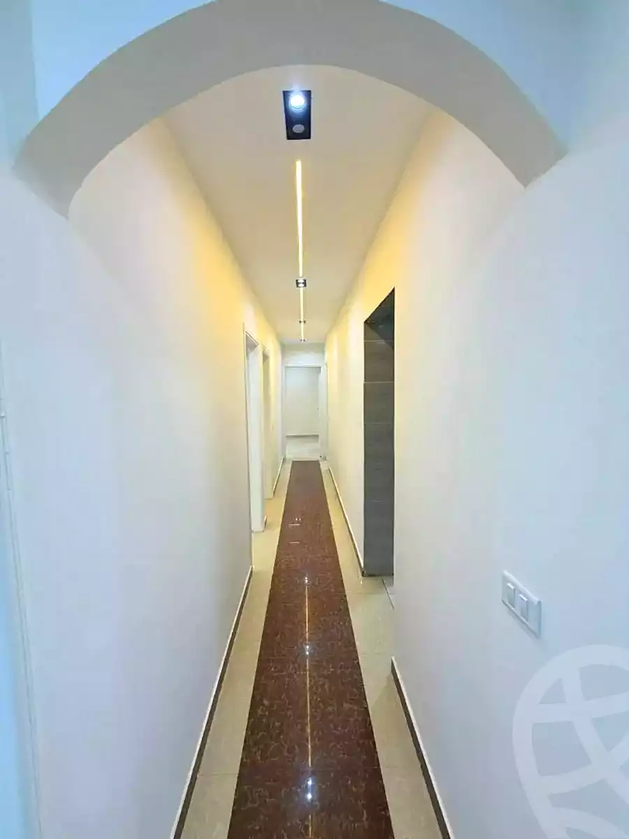 https://aqarmap.com.eg/ar/listing/7067056-for-sale-alexandria-al-agamy-lbytsh-bianchiii