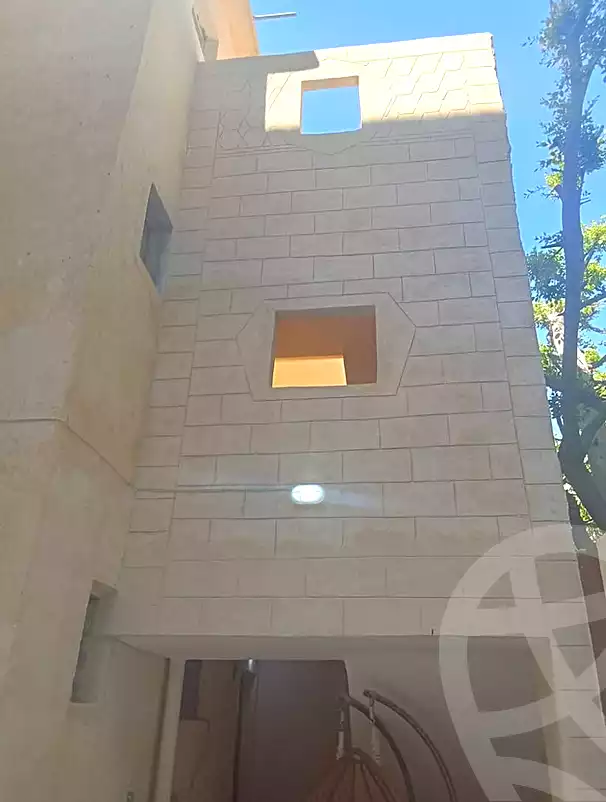 https://aqarmap.com.eg/ar/listing/7067079-for-sale-alexandria-al-agamy-lbytsh-shahr-al-assal-st