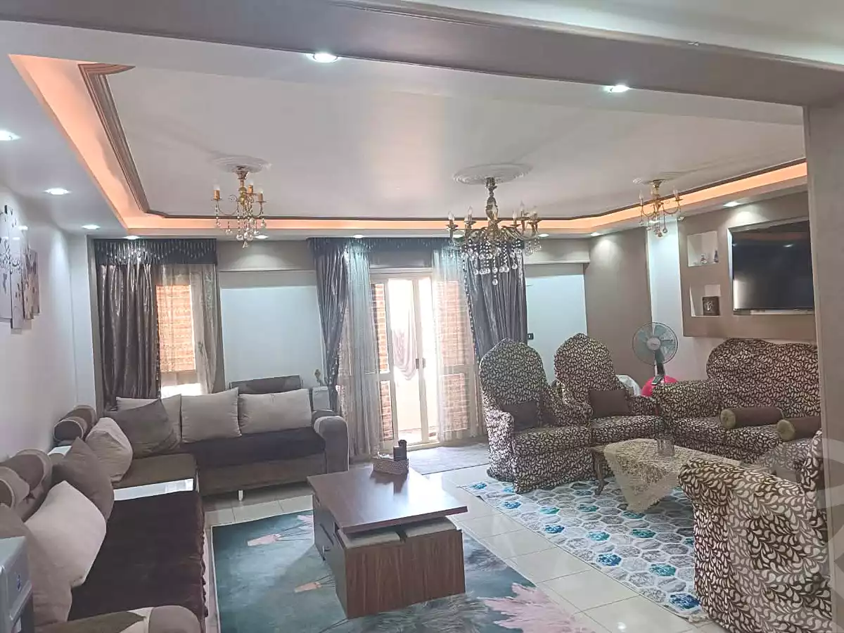 https://aqarmap.com.eg/ar/listing/7067181-for-sale-cairo-helwan-mahmoud-zaki-st