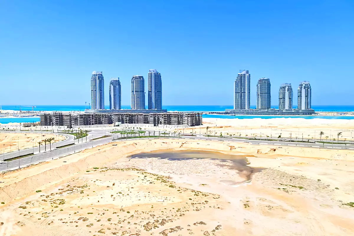 بنتهاوس بـ٤ غرف نوم في داون تاون العلمين الجديدة، صورة ٣ من ١٠